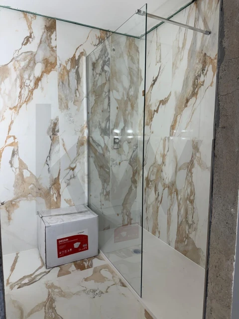 Apartamento T3 para Venda em Carcavelos e Parede
