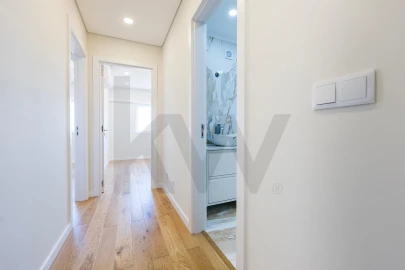 Apartamento T3 para Venda em Carcavelos e Parede