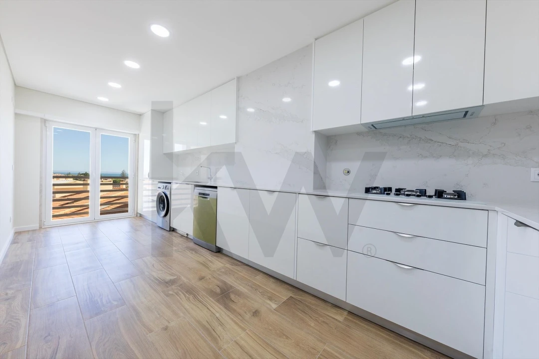 Apartamento T3 para Venda em Carcavelos e Parede Foto 36