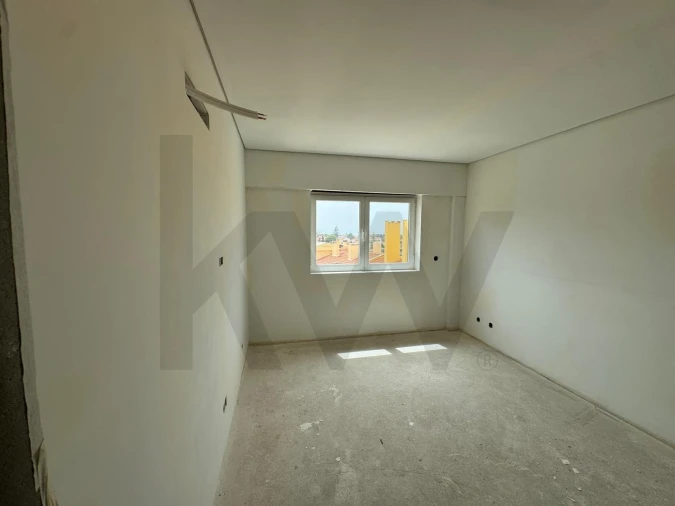 Apartamento T3 para Venda em Carcavelos e Parede Foto 10