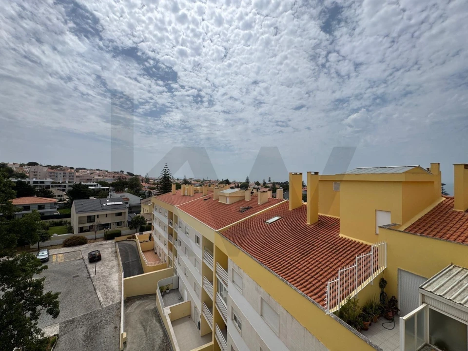 Apartamento T3 para Venda em Carcavelos e Parede Foto 1