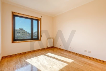 Apartamento T3 para Venda em Santa Marinha e São Pedro da Afurada