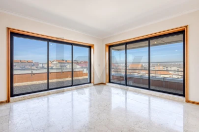 Apartamento T3 para Venda em Santa Marinha e São Pedro da Afurada