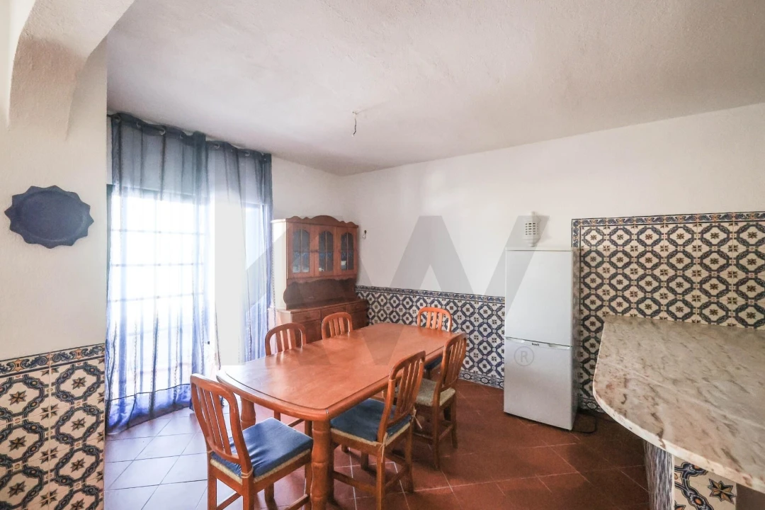 Apartamento T3 para Arrendamento em Porches Foto 2