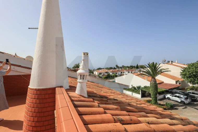 Apartamento T3 para Arrendamento em Porches Foto 15
