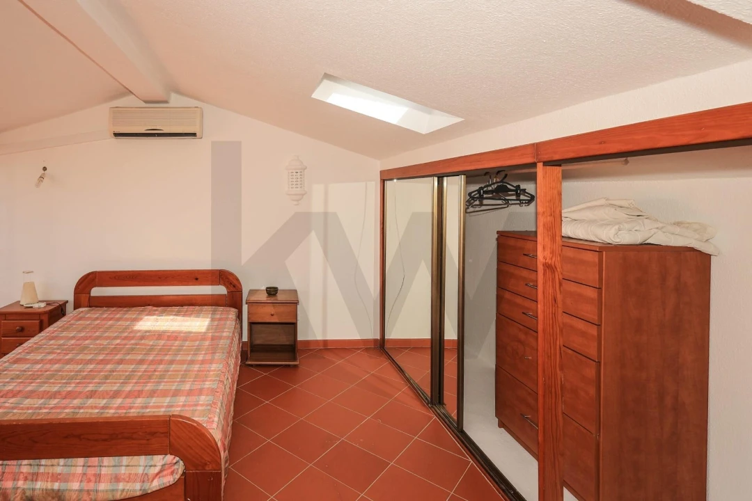 Apartamento T3 para Arrendamento em Porches Foto 19