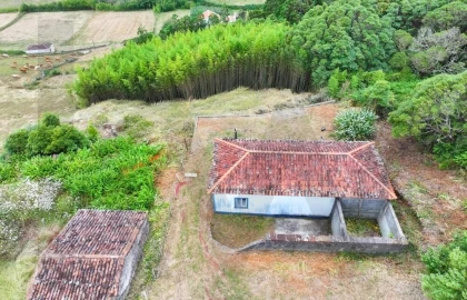 Moradia T2 para Venda em Santa Barbara