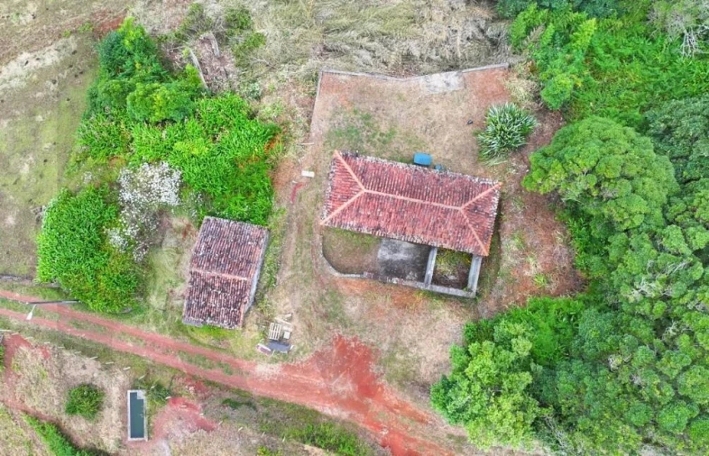 Moradia T2 para Venda em Santa Barbara Foto 3