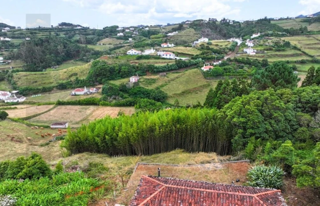 Moradia T2 para Venda em Santa Barbara Foto 4