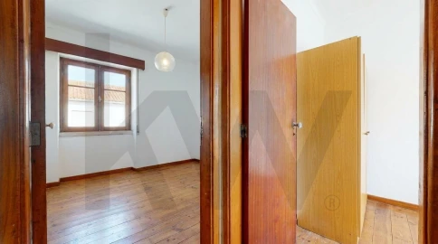 Moradia T3 para Venda em Santo Antonio dos Olivais