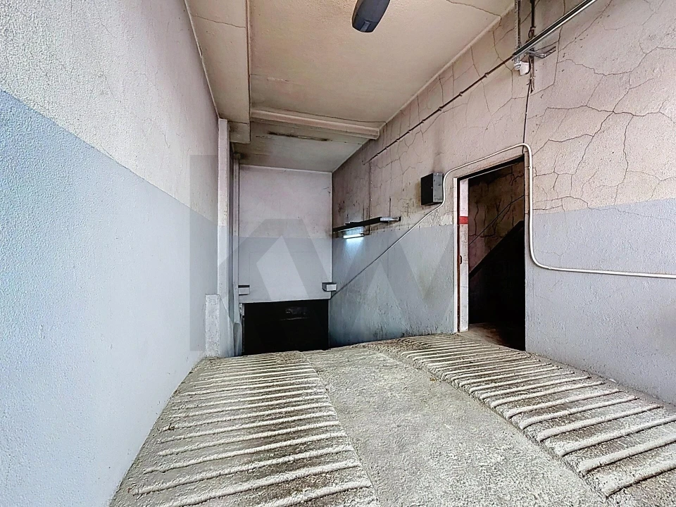Apartamento T2 para Arrendamento em Campo de Ourique Foto 26