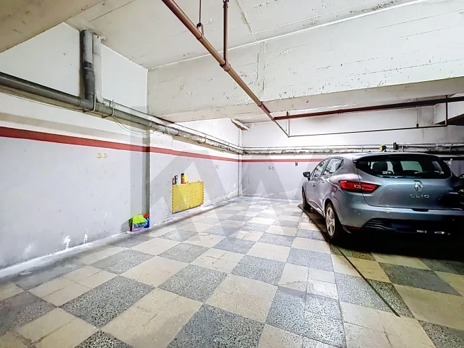 Apartamento T2 para Arrendamento em Campo de Ourique Foto 23