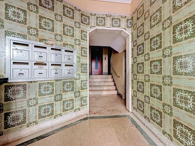 Apartamento T2 para Arrendamento em Campo de Ourique Foto 29