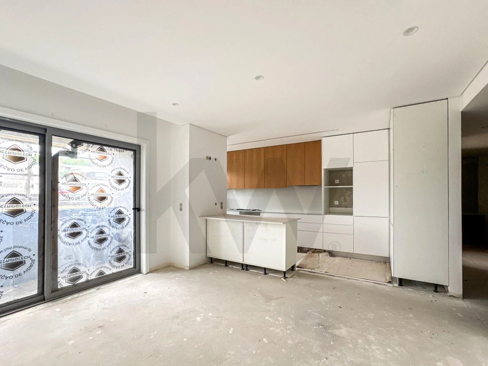 Apartamento T1 para Venda em Cidade da Maia Foto 1