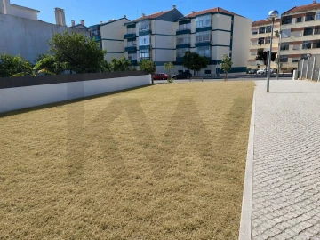 Terreno para Venda em Baixa da Banheira e Vale da Amoreira