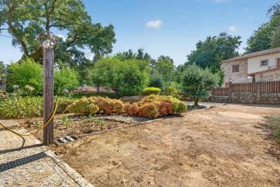Moradia T3 para Venda em Couto de Esteves