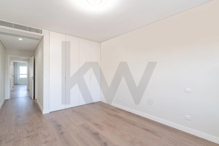 Apartamento T3 para Venda em Odivelas Foto 17