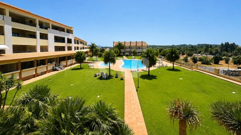 Moradia T4 para Venda em Quarteira