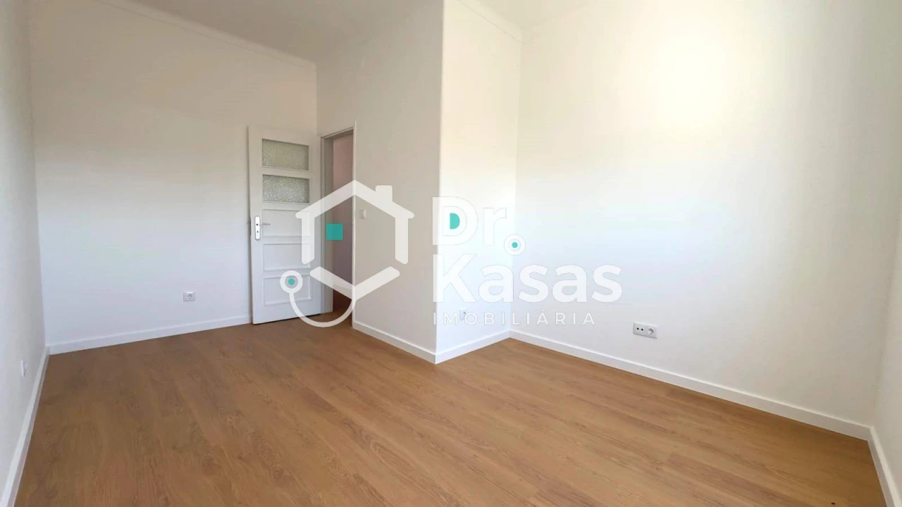 Apartamento T2 para Arrendamento em Alhos Vedros Foto 20