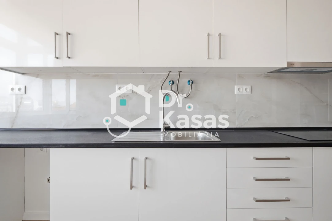 Apartamento T2 para Arrendamento em Alhos Vedros Foto 9