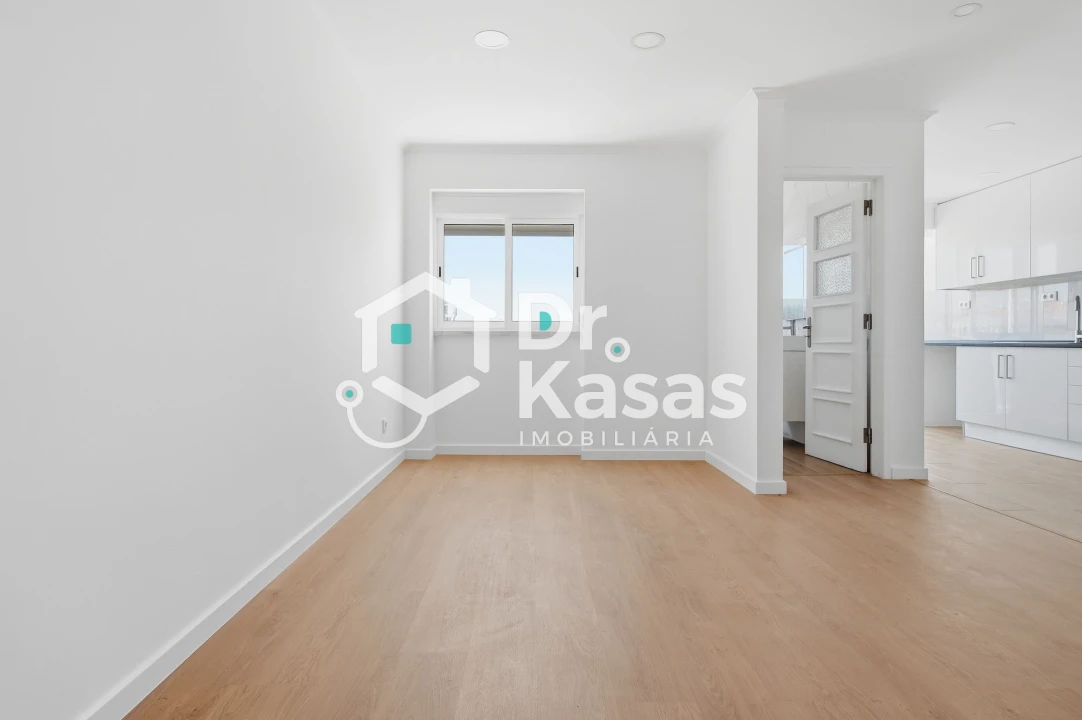 Apartamento T2 para Arrendamento em Alhos Vedros Foto 11