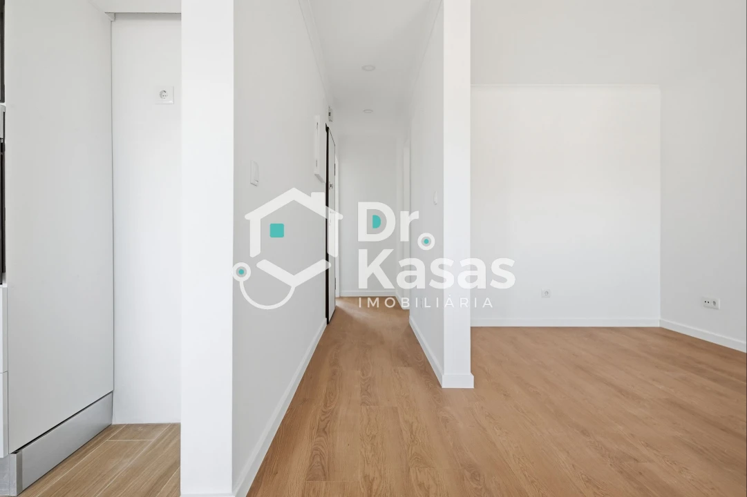 Apartamento T2 para Arrendamento em Alhos Vedros Foto 15