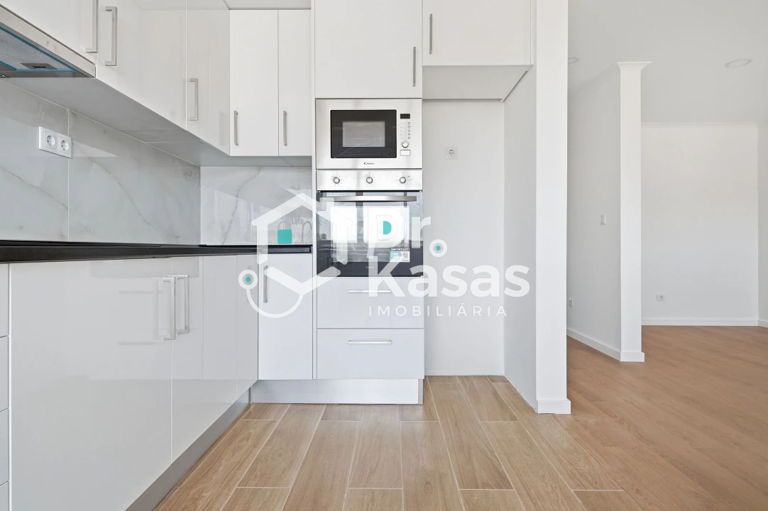 Apartamento T2 para Arrendamento em Alhos Vedros Foto 3