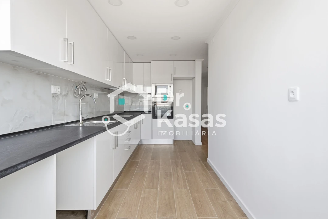 Apartamento T2 para Arrendamento em Alhos Vedros Foto 8