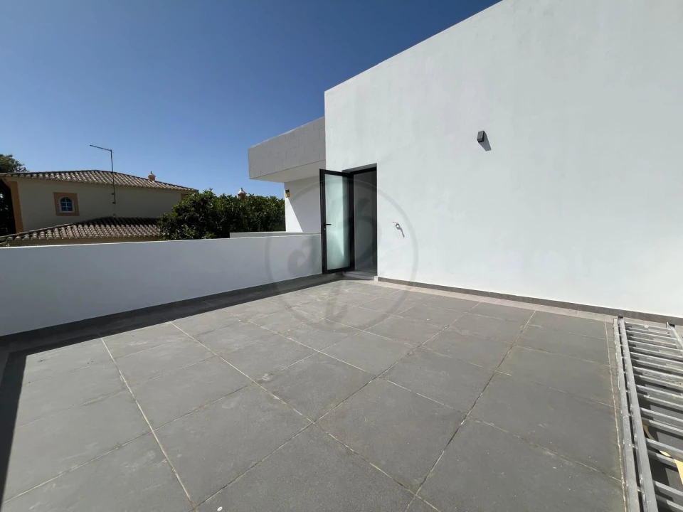 Moradia T4 para Venda em Lagos (São Sebastião e Santa Maria) Foto 49