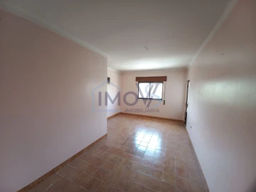 Moradia T4 para Venda em Nossa Sra de Fatima