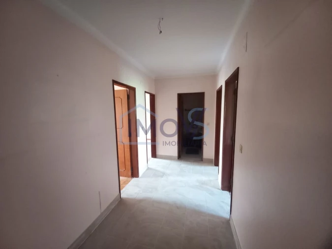 Moradia T4 para Venda em Nossa Sra de Fatima Foto 12