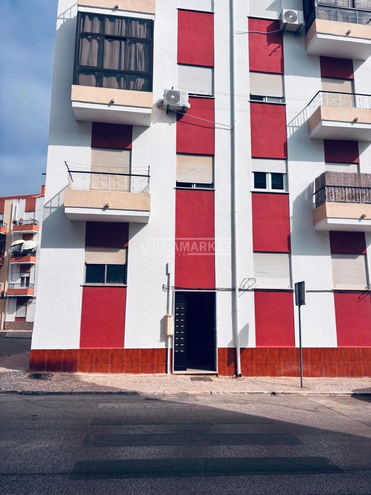 Apartamento T1 para Venda em Baixa da Banheira e Vale da Amoreira Foto 1