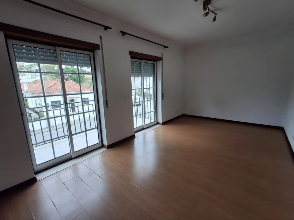 Apartamento T3 para Venda em Leiria, Pousos, Barreira e Cortes Foto 7