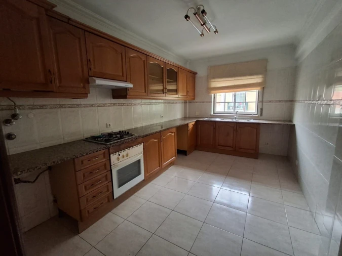 Apartamento T3 para Venda em Leiria, Pousos, Barreira e Cortes Foto 4