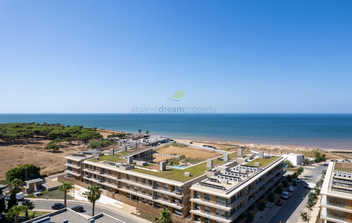 Apartamento T2 para Venda em Quarteira Foto 8