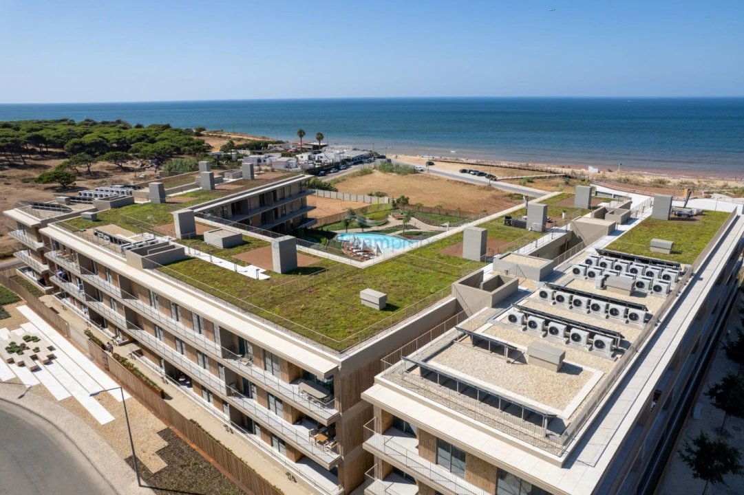 Apartamento T2 para Venda em Quarteira Foto 9