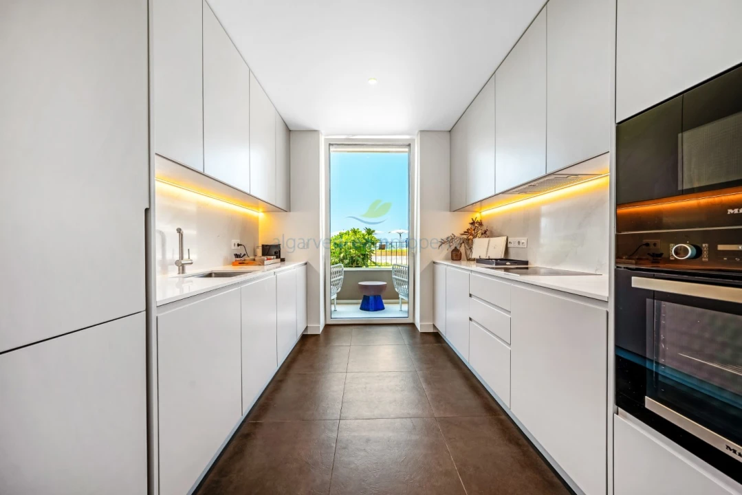 Apartamento T2 para Venda em Quarteira Foto 34