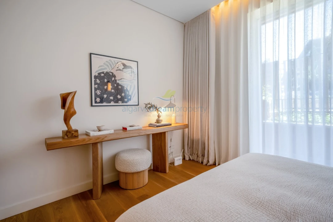 Apartamento T2 para Venda em Quarteira Foto 29