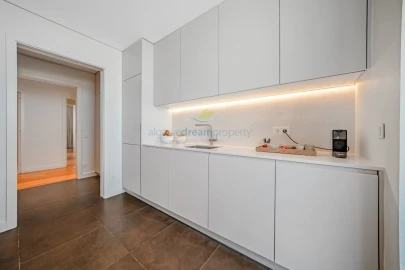 Apartamento T2 para Venda em Quarteira