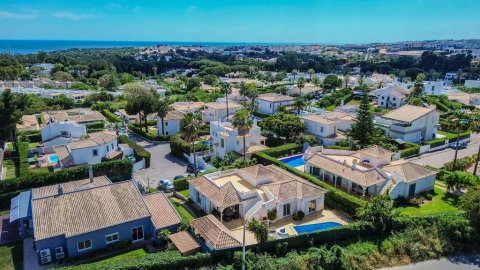 Moradia T3 para Venda em Albufeira e Olhos de Água