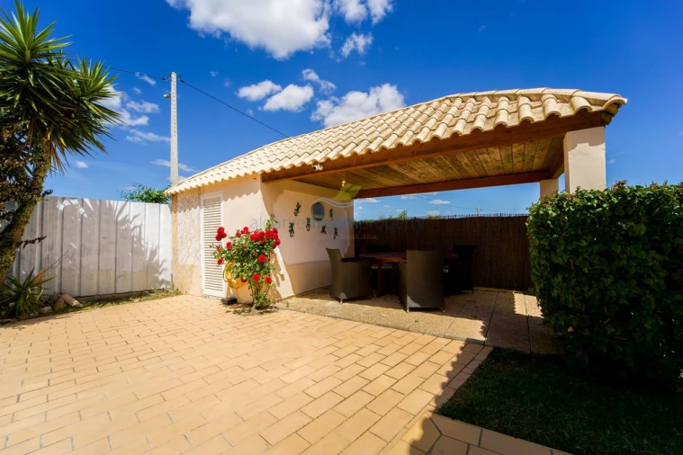 Moradia T3 para Venda em Albufeira e Olhos de Água Foto 37