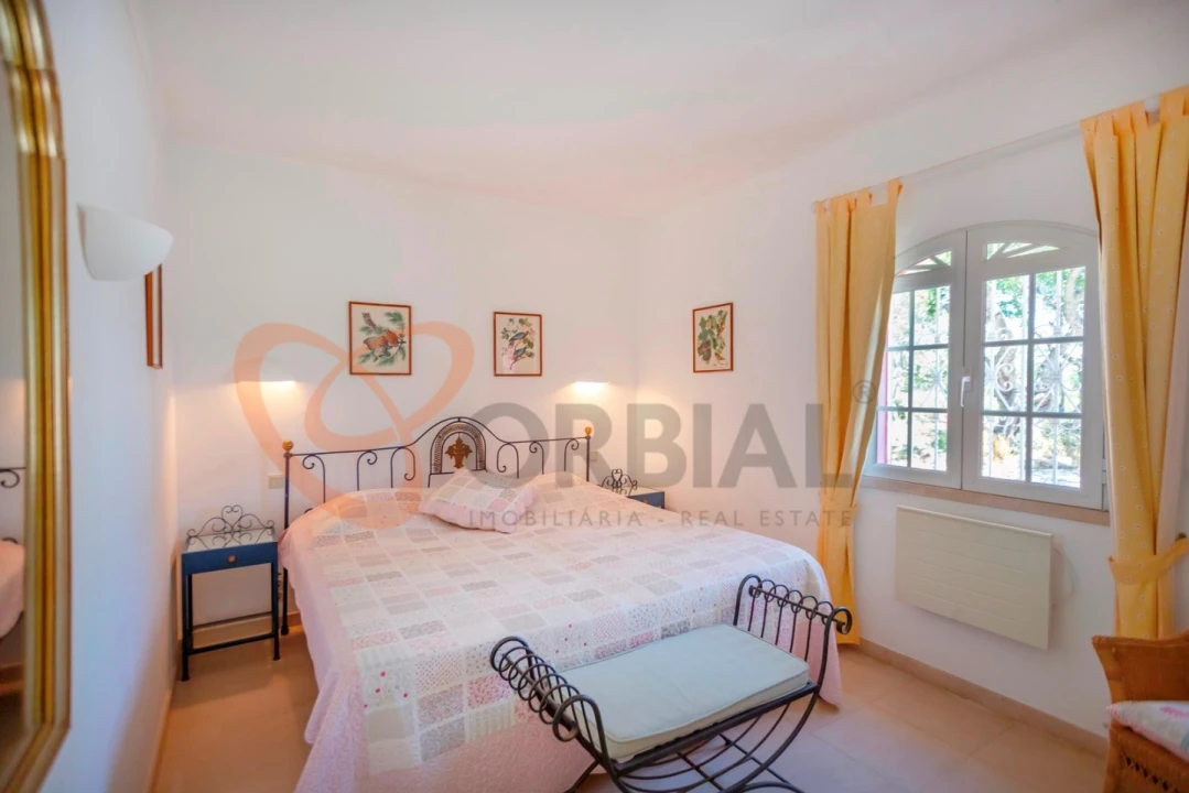 Moradia T6 para Venda em Albufeira e Olhos de Água Foto 17