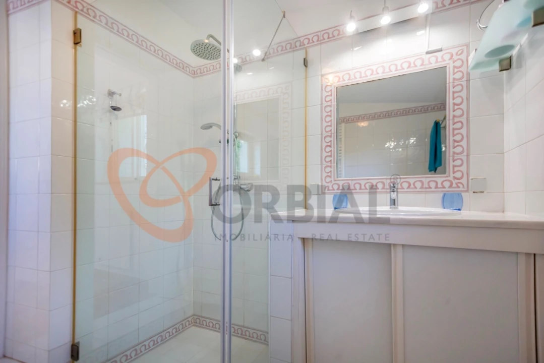 Moradia T6 para Venda em Albufeira e Olhos de Água Foto 64