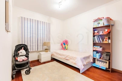 Moradia T3 para Venda em Santo Antonio