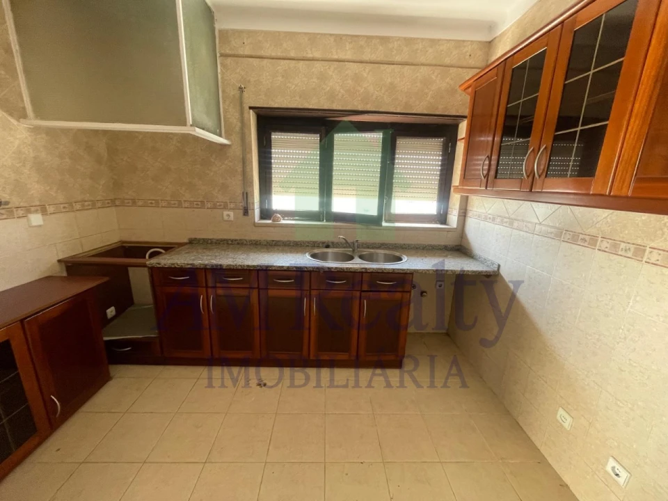 Moradia T3 para Venda em Nossa Senhora do Pópulo, Coto e São Gregório Foto 2