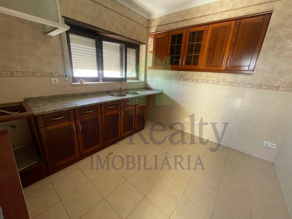 Moradia T3 para Venda em Nossa Senhora do Pópulo, Coto e São Gregório Foto 1