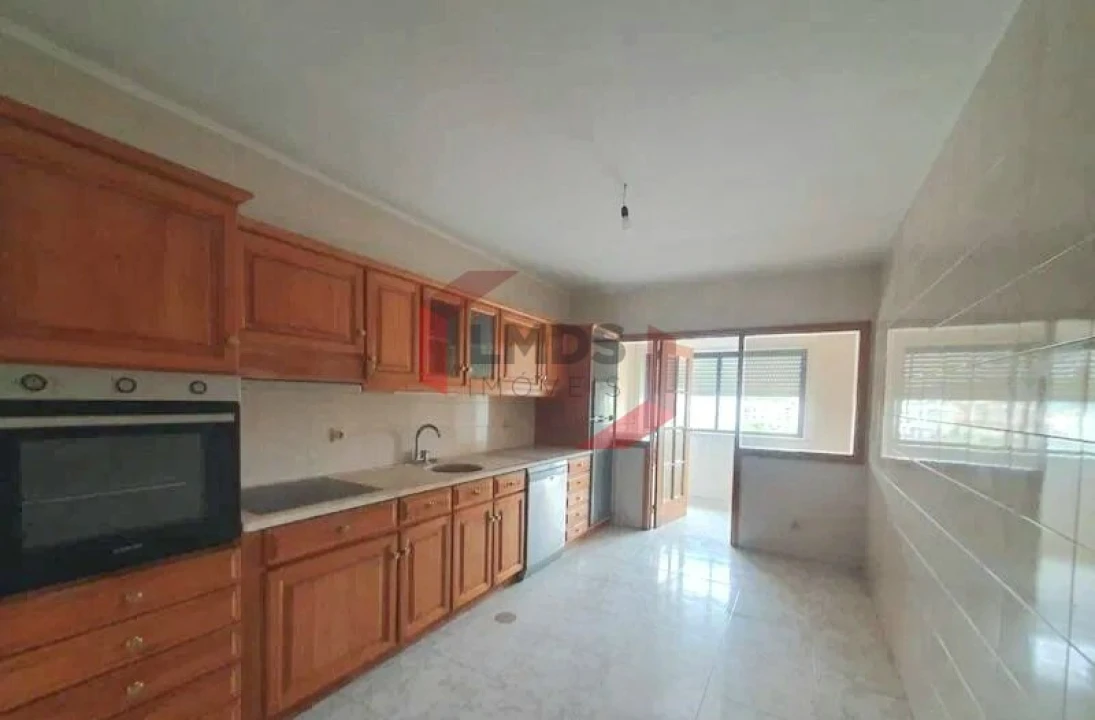 Apartamento T3 para Venda em Canelas Foto 8