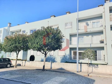 Apartamento T2 para Venda em Canelas
