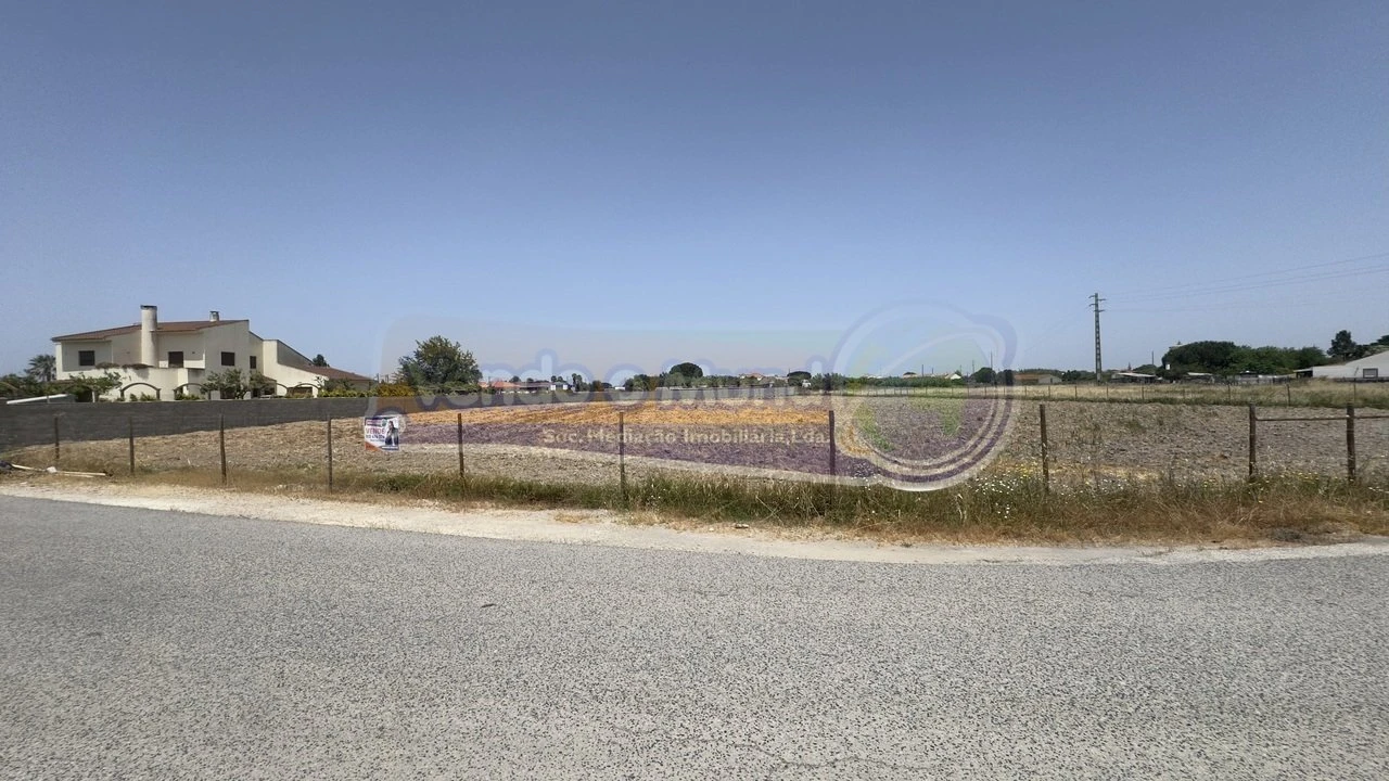 Terreno para Venda em Samora Correia Foto 3