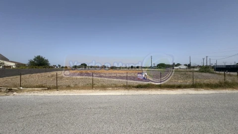 Terreno para Venda em Samora Correia
